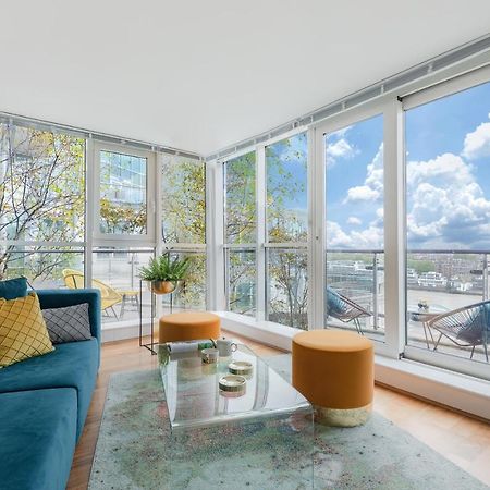 Best Thames View In Town! Large Luxxe Nomad Design Family Home Londýn Exteriér fotografie