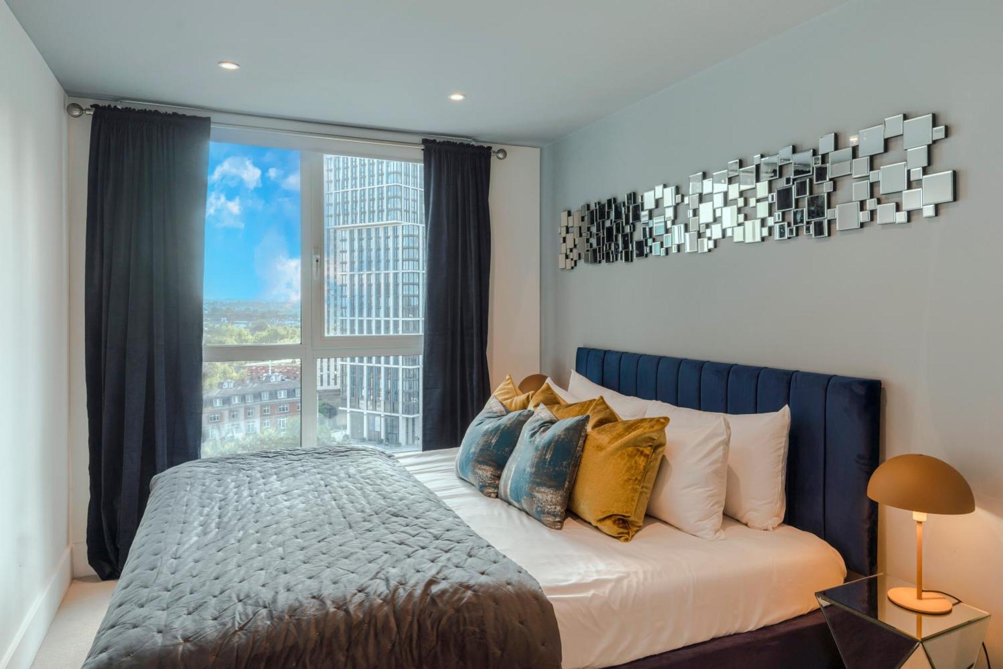 Best Thames View In Town! Large Luxxe Nomad Design Family Home Londýn Exteriér fotografie