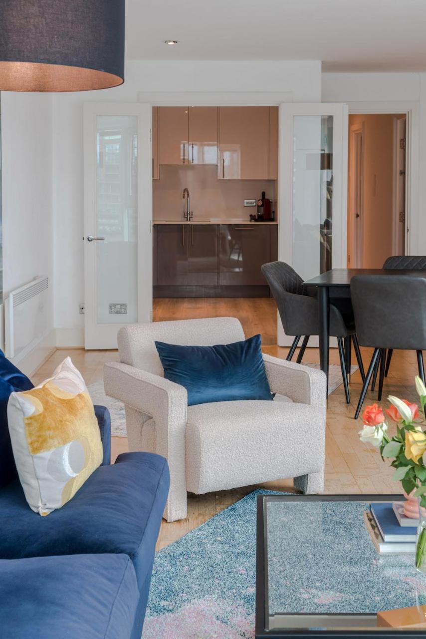 Best Thames View In Town! Large Luxxe Nomad Design Family Home Londýn Exteriér fotografie