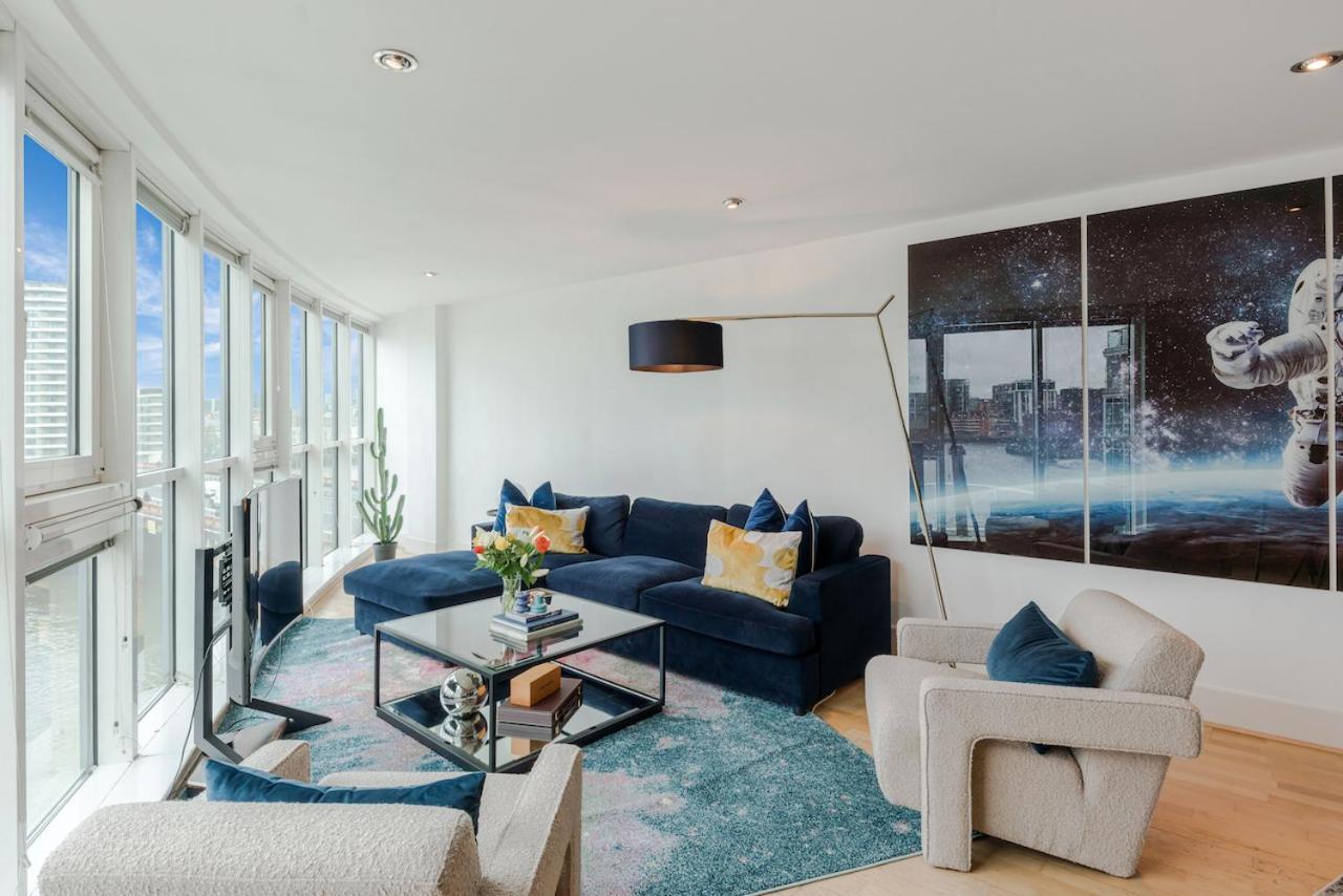 Best Thames View In Town! Large Luxxe Nomad Design Family Home Londýn Exteriér fotografie