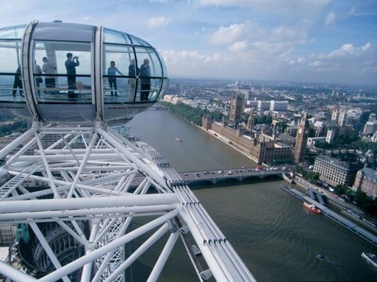 Best Thames View In Town! Large Luxxe Nomad Design Family Home Londýn Exteriér fotografie
